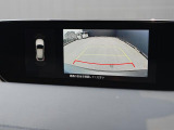 バックカメラも装備されていますので、駐車場での取り回しも安心です!バックカメラの映像はナビへと映し出されます。大きな画面で確認ができて安心です!