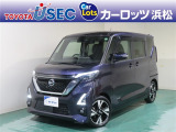 天井が高く、室内が広々した軽! パワースライドドアも便利☆