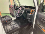 納車前にはプロのメカニックが点検、整備を行いますので安心してお乗り頂けます!!