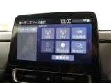 オーディオ機能とスマホ連携機能を搭載。スマホと車がつながります。AM/FMチューナーは標準装備です。