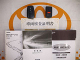 スマートキー&エンジンスターター付。取扱説明書とメンテナンスノートもあります☆品質評価シート付いてます!トヨタ認定中古車ライト!!
