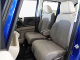 ◆運転席・助手席◆室内は、シートクリーニングや各部の徹底した清掃を実施し、消臭・除菌処理を行っています。しかも、全ての差上で天然成分の薬剤にこだわり安心・安全へも配慮しています。