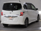 ボディクリーニング後、愛車をピカピカの状態へ保護するコーティング「ブライトパック」がおススメです!水垢がつきにくく、手入れがしやすくなりますよ!いつも愛車をきれいにしておきたい方におススメです。