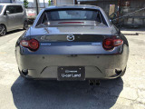 美しさは欧州車に引けを取らないリアビューのデザイン