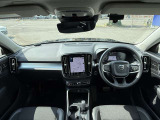 XC40 T4 モメンタム 