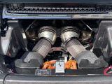 3.0 L V6 ツインターボ搭載、830CVを発揮します。(カタログ値)