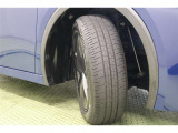 タイヤサイズ 195/60R17。