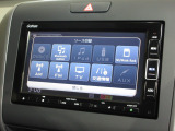 ナビゲーションは純正メモリーナビ(VXM-204VFi)を装着しております。AM、FM、CD、DVD再生、Bluetooth、音楽録音再生、フルセグTVがご使用いただけます。