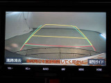 バックガイドモニターで、後方を確認しながら安心して駐車することができます。運転初心者も熟練者も必須の機能ですよ!
