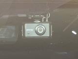 【ドライブレコーダー】ドライブレコーダー装備!走行中はもちろん、あおり運転や事故に遭遇した際、映像で記録し、万一のリスクに備えます。※記録用SDカードはお客様ご自身でご準備いただく必要があります。