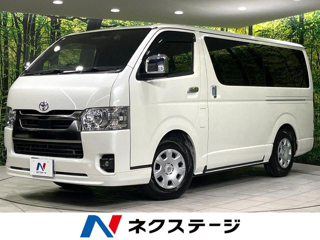 トヨタ ハイエースバン 