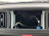 オーディオレス仕様の車となっていますので、お好みのオーディオを選んで装着が必要となります。