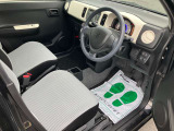 小さく見えてもゆったり運転席☆