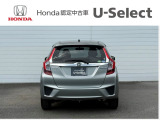 当店の車はHonda認定中古車になります。納車前の点検整備、内外装の仕上げもちろんのこと、走行距離無制限の無料保証もついておりますのでお客様に安心していただけるお車を取り揃えております。