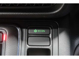 ECONボタンで低燃費モードに☆☆☆ECONスイッチを上手に使ってエコドライブ♪♪環境にもお財布にも優しい装備です☆☆☆