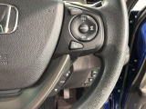 クルーズコントロールを装備しています。高速道路などで一定の速度で走ってくれるので運転が楽ですよ!速度を設定できますので、スピードの出しすぎにも注意できます。