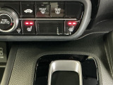 【シートヒーター】雨の日や冷えた車内でも、シートの座面をやさしく温め快適な運転をサポート。
