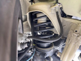 お車を安心してお乗りいただく為には、足回りの定期点検が欠かせません。サービスサポート(有償保証)では無料点検もご提供しており、安心のカーライフをお過ごしいただけるサポート体制が整っています。