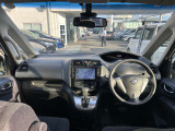 展示車両は全車 クリーニング済。 専門業者さんにて内外装ともにキレイにしてご納車いたします。 また別途、各種コーティングもうけたまわってます。