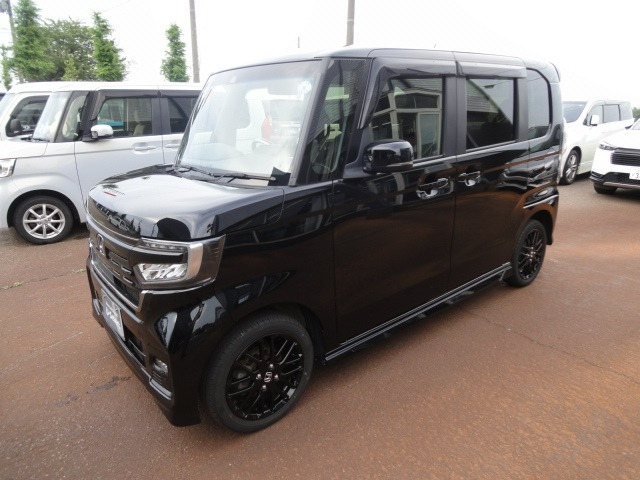 ホンダ N-BOXカスタム 