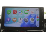 ディスプレイオーディオを装備。スマホとクルマをつなぐことで、これまでのナビに加えて、いろんなサービスが楽しめます。