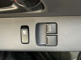 運転席ドア側パワーウィンドゥスイッチ