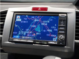 【ナビゲーション】起動までの速度と地図を検索する速度が最大の魅力。初めての道でも安心・快適なドライブをサポート出来ます。操作も簡単で、ストレスフリーなドライブを提供。