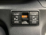 【両側パワースライドドア】狭い駐車スペースなどでの 乗り降りラクラク!小さなお子さまのいるご家庭には嬉しい装備です!