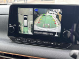 空から車を見たような「アラウンドビューモニター」!車の周りが一目で確認できるので、小さなお子様や障害物があっても安心して乗ることができます♪