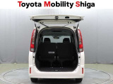 サ-ドシ-トを跳ね上げると荷室スペ-スに早変わりします。