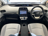 プリウス 1.8 S セーフティ プラス 修復歴無し