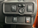 運転席スイッチ部 安全装備もばっちりで安心です。