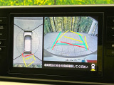 【パノラマモニター】専用のカメラにより、上から見下ろしたような視点で360度クルマの周囲を確認することができます☆死角部分も確認しやすく、狭い場所での切り返しや駐車もスムーズに行えます。