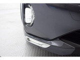 日中でも点灯しフロントビューにもアクセントとなっているLEDデイライナー。不要な際は車内よりスイッチにて消灯できます。