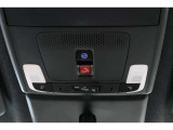 緊急通報ボタンが装備されています。ホンダコネクト対応。ご利用には、Honda Total Care プレミアムのご加入が必要です。