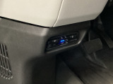 ビルトインタイプの【ETC】で見た目もスッキリ。高速道路の利用にとても便利です。