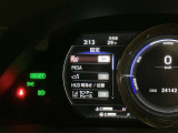 視認性よく綺麗な発色のメーターです。コクピットに座っている様なイメージでドライバーの心を高揚させます。