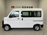 側面からの写真です。ご希望のお車が見当たらない場合は、弊社スタッフがしっかりとお客様のご要望に合ったお車をお探し致します。