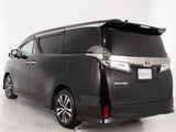 ★展示前点検実施★特殊な機材も用いて、全車点検を実施しております!