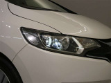 LEDヘッドランプ。消費電力も少なく寿命も長いのがLEDの特徴。HIDのような点灯のタイムラグもなくパッと明るくなるのも特徴です。
