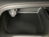 ハンドルの左下にETCがついています。高速道路の料金所の通過も楽々です!。 カードの取り出しもしやすい場所についています。