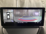 狭い場所での駐車やすれ違いなどでより的確な運転操作に役立つ360&deg;ビューモニターが装備されています。