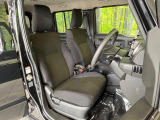 運転席シート廻りは使用感も少なく、良好な状態となっています。丁寧に使われていたことがよくわかりますね。
