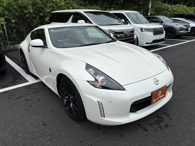 フェアレディZ 3.7 ワンオーナー 禁煙車 純正HDDナビ
