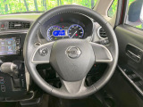 【純正革巻きステアリング】上質な革を使用することで、手にしっかり馴染みとても運転しやすいハンドルです♪