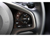 安全運転支援システムHonda SENSINGを搭載。衝突軽減ブレーキや、誤発進抑制機能、アダプティブクルーズコントロール、車線維持など複数の先進技術で安心・快適なドライブをサポートします。