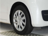 認定中古車では、厳しいHonda認定基準をクリアした厳選されたHonda認定中古車のみ、取り扱っております。「ご購入前の安心」「納車後の信頼」を車両と一緒に提供しております。