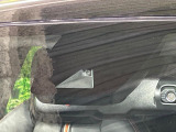 【トヨタセーフティセンス】走行中に前方の車両等を認識し、衝突しそうな時は警報とブレーキで衝突回避と被害軽減をアシスト。より安全にドライブをお楽しみいただけます。