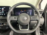運転支援・プロパイロット搭載。設定した速度で定速走行でき、先行車に自動で追従走行も可能です。