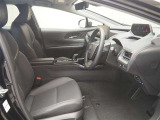 全席の様子になります!広いスペースがございますので長時間の運転もリラックスできます!